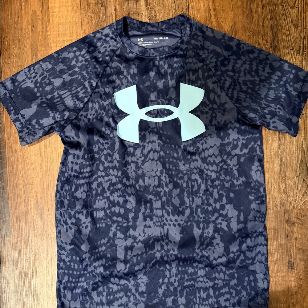 Under Armour Men’s Navy Short-Sleeve Tee with Aqua Logo